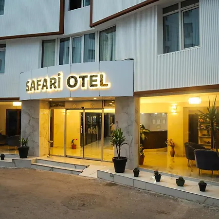 Отель Safari 3*