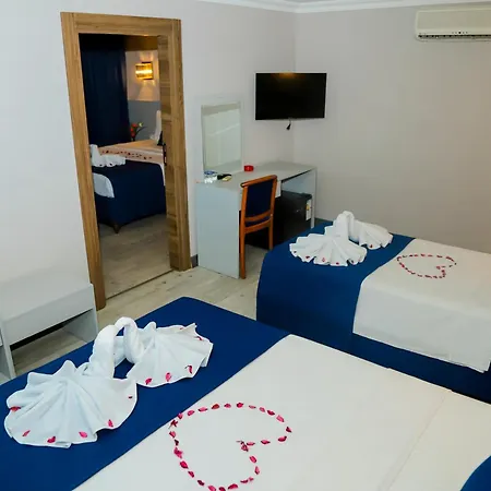 Hotel Safari 3*