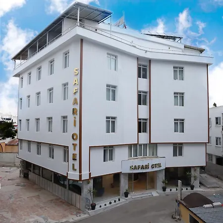 Safari Hotel
