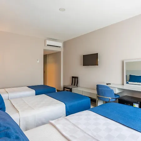 Safari Hotel 3*