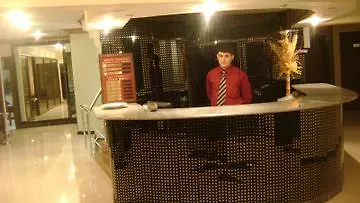 Hotel Safari 3*